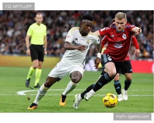 卡马文加技术解析引热议，创新训练手段助力足球竞技表现跃升