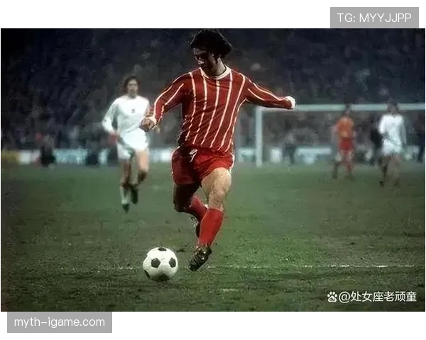 穆勒技术特点解析：无球跑动与空间利用能力持续提升