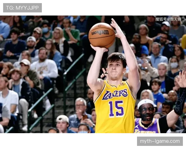 雷·阿伦关键时刻三分高效命中助球队逆转胜利